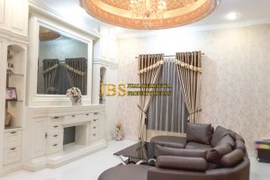 Villa dijual dengan 10 kamar tidur di Kenangan Baru, Sumatera Utara
