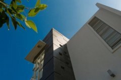 House Ambiguous